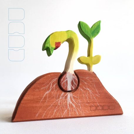 Crop grower dadu — wooden toy for developing bean and children :)