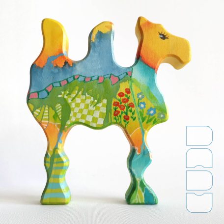 Bebop camels - handpainted wooden toys 