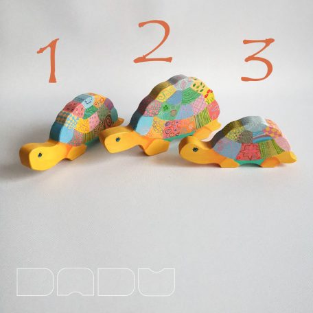 Dadu Bebop cheerful turtles—handpainted wooden toys