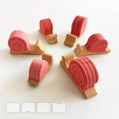 Pink snails - wooden figures