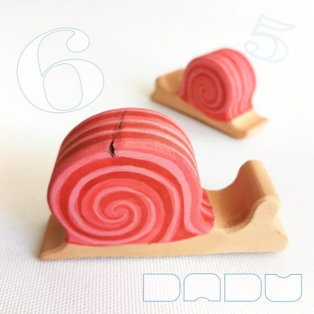 Pink snails - wooden figures