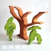   Spravling trees with removable foliages—skill-building wooden toys