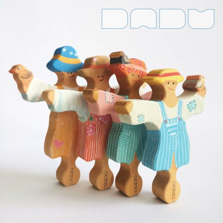 Scarecrow who loves birds—DaduGarden plantable wooden toy
