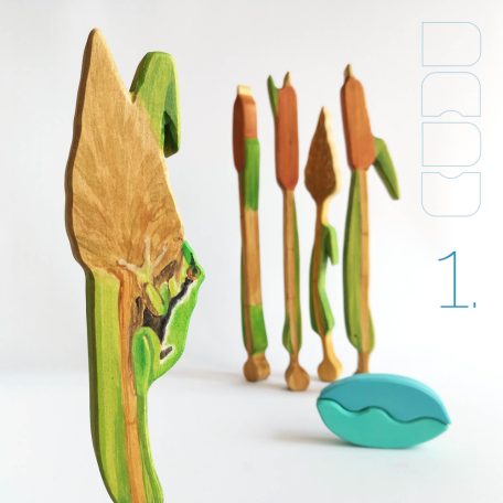 Lakeside DaduGarden with reeds and frog - developmental wooden toy for children 