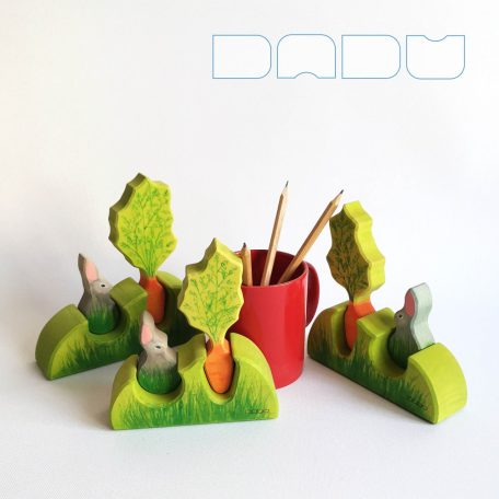 Easter bunny with carrot - wooden garden set
