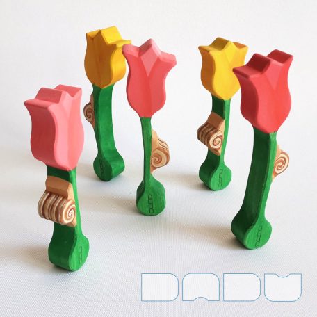 Snails on plants - DaduGarden plantable