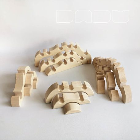 DaduGarden mound of three piece with customizable planting pits