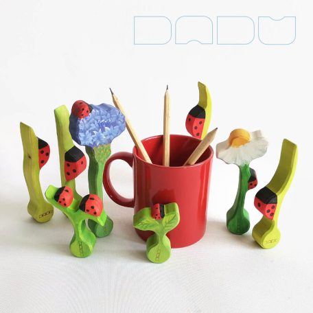 Ladybugs on plants - DaduGarden plantable