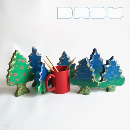 Christmas trees from the fairy tale forest: decorative wooden toys, various designs
