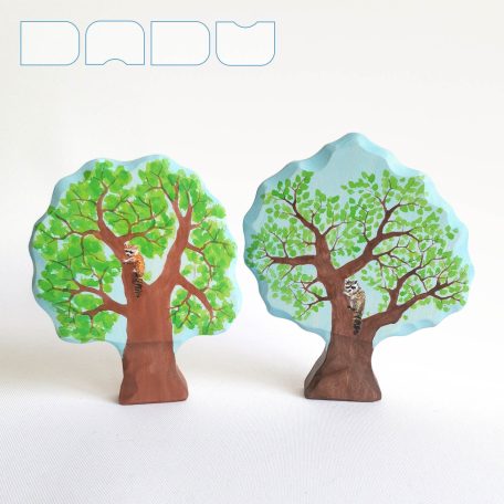 Raccoon on tree  -  wooden toy