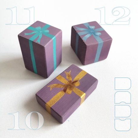 Packages - unique holiday gift packages made of wood