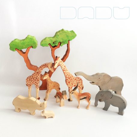 Tree and animals from the savannah